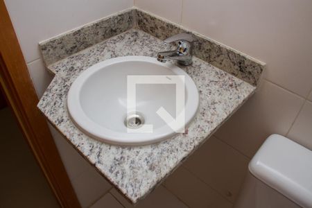 Apartamento à venda com 94m², 4 quartos e 2 vagasBanheiro Social 02