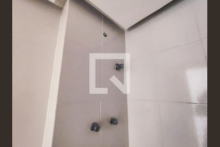 Apartamento à venda com 89m², 3 quartos e 1 vagaChuveiro