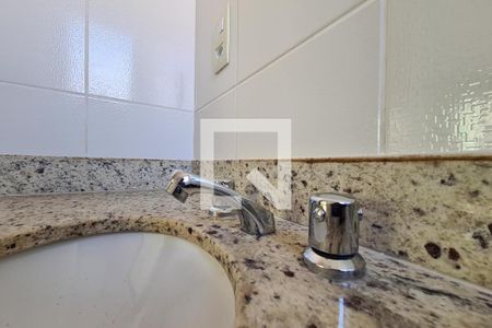 Apartamento à venda com 89m², 3 quartos e 2 vagasBanheiro da Suíte 2