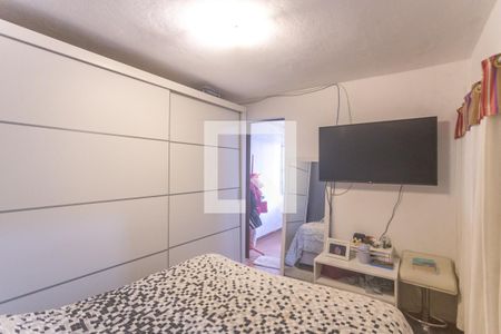 Casa à venda com 140m², 2 quartos e 2 vagas Casa à venda com 140m², 2 quartos e 2 vagasQuarto de serviço