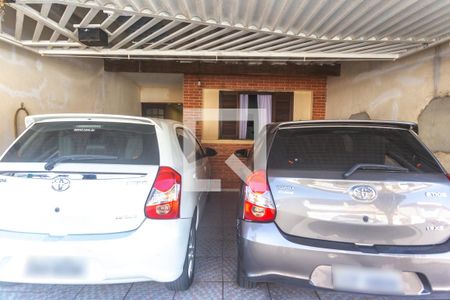 Casa à venda com 140m², 2 quartos e 2 vagas Casa à venda com 140m², 2 quartos e 2 vagasGaragem
