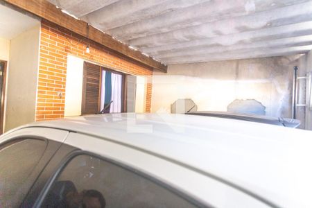 Casa à venda com 140m², 2 quartos e 2 vagas Casa à venda com 140m², 2 quartos e 2 vagasGaragem