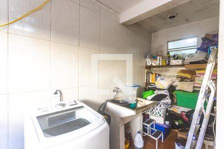 Casa à venda com 140m², 2 quartos e 2 vagas Casa à venda com 140m², 2 quartos e 2 vagasÁrea de serviço