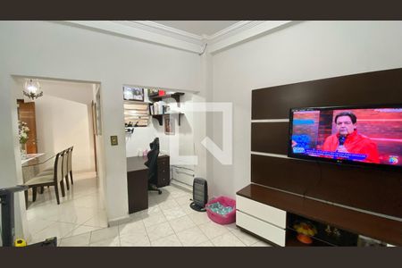 Sala de TV de casa à venda com 4 quartos, 187m² em Jardim da Gloria, São Paulo