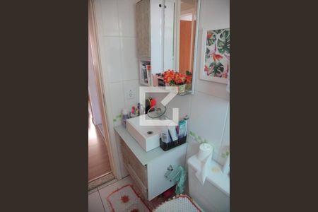 Banheiro de apartamento à venda com 2 quartos, 48m² em Conceicao, Osasco