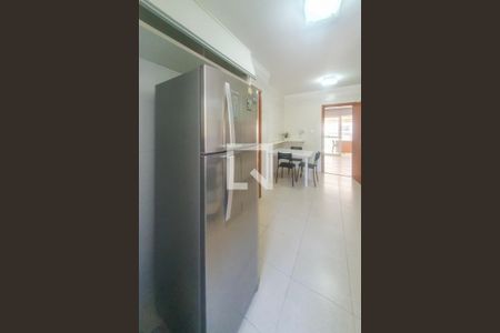 Apartamento para alugar com 149m², 3 quartos e 2 vagas Apartamento para alugar com 149m², 3 quartos e 2 vagasCozinha