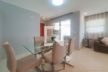 Apartamento para alugar com 149m², 3 quartos e 2 vagas Apartamento para alugar com 149m², 3 quartos e 2 vagasSala
