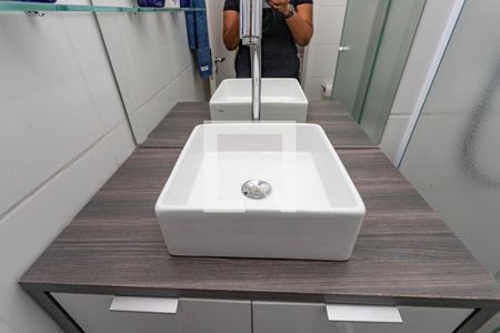 Apartamento à venda com 98m², 3 quartos e 1 vaga Apartamento à venda com 98m², 3 quartos e 1 vagaBanheiro da suíte