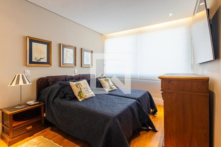 Apartamento à venda com 200m², 3 quartos e 1 vagaQuarto 1