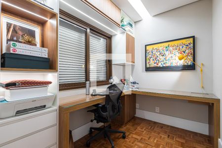 Apartamento à venda com 200m², 3 quartos e 1 vagaEscritório