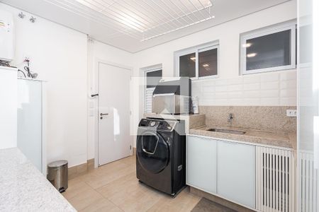 Apartamento à venda com 200m², 3 quartos e 1 vagaÁrea de Serviço