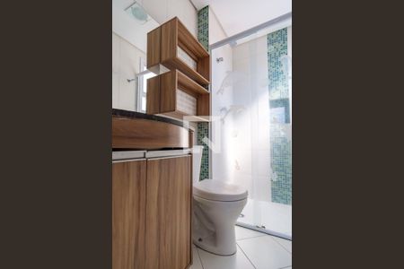 Apartamento à venda com 66m², 2 quartos e 1 vaga Apartamento à venda com 66m², 2 quartos e 1 vagaBanheiro da Suíte