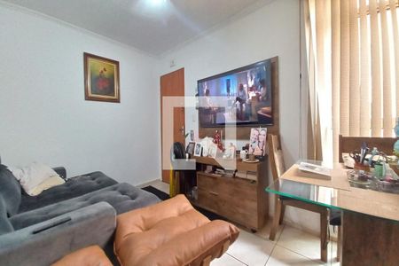 Sala de apartamento à venda com 2 quartos, 46m² em Vila Pompéia, Campinas