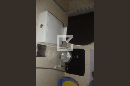 Apartamento à venda com 65m², 2 quartos e sem vagaBanheiro