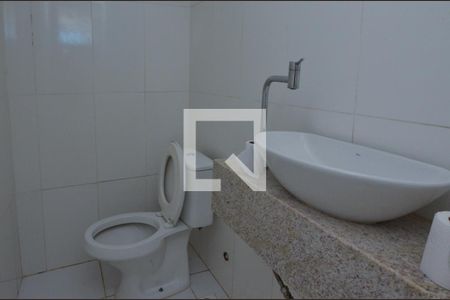 Banheiro de casa de condomínio à venda com 4 quartos, 160m² em Vargem Grande, Rio de Janeiro