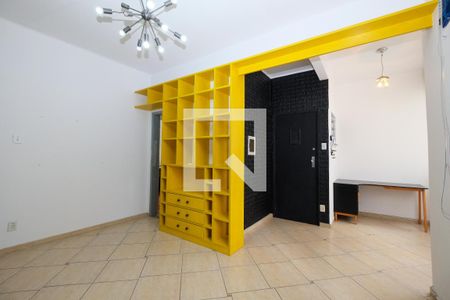 Apartamento à venda com 63m², 2 quartos e sem vaga Apartamento à venda com 63m², 2 quartos e sem vagaSala