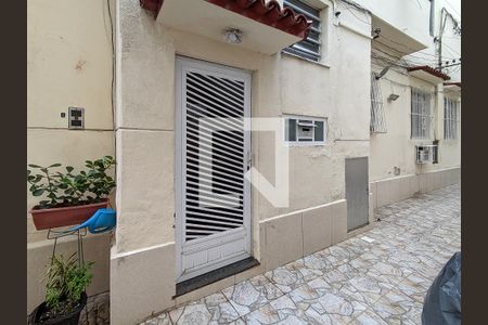 Apartamento à venda com 63m², 2 quartos e sem vaga Apartamento à venda com 63m², 2 quartos e sem vagaEntrada