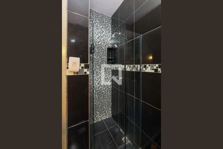 Apartamento à venda com 63m², 2 quartos e sem vaga Apartamento à venda com 63m², 2 quartos e sem vagaBanheiro Corredor