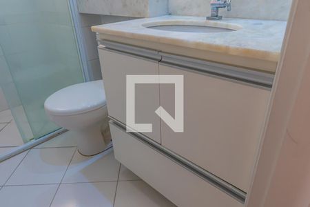 Apartamento à venda com 74m², 3 quartos e 2 vagasBanheiro da Suíte 