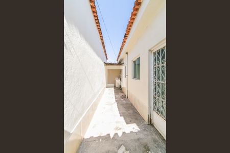 Casa para alugar com 51m², 2 quartos e sem vagaVaranda