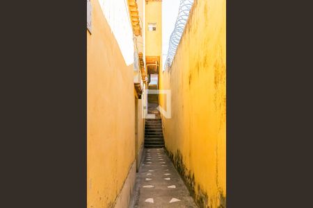 Casa para alugar com 51m², 2 quartos e sem vagaEntrada