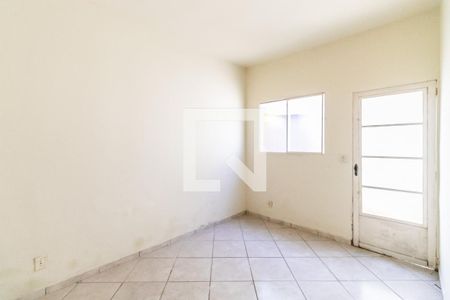 Sala de casa para alugar com 2 quartos, 51m² em Letícia, Belo Horizonte