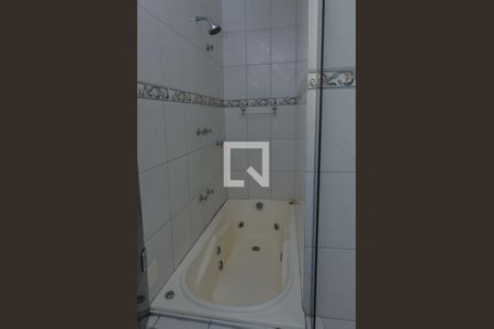 Casa de condomínio à venda com 160m², 6 quartos e 2 vagasBanheiro 2