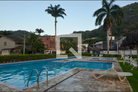 Casa de condomínio à venda com 160m², 6 quartos e 2 vagasÁrea comum - Piscina
