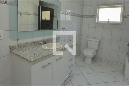 Casa de condomínio à venda com 160m², 6 quartos e 2 vagasBanheiro 2