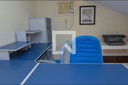 Casa de condomínio à venda com 160m², 6 quartos e 2 vagas Sótão - quarto 1