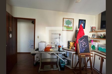 Casa à venda com 270m², 3 quartos e 2 vagasQuarto 2