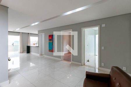 Casa de condomínio à venda com 810m², 4 quartos e 4 vagas Casa de condomínio à venda com 810m², 4 quartos e 4 vagasSala 2