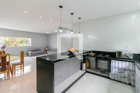 Cozinha de casa de condomínio à venda com 4 quartos, 810m² em Vereda das Gerais, Nova Lima