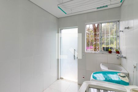 Casa de condomínio à venda com 810m², 4 quartos e 4 vagas Casa de condomínio à venda com 810m², 4 quartos e 4 vagasÁrea de Serviço