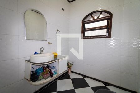 Casa à venda com 250m², 3 quartos e 2 vagasLavabo