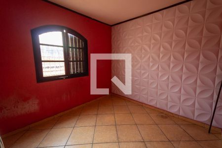 Casa à venda com 250m², 3 quartos e 2 vagasQuarto 2