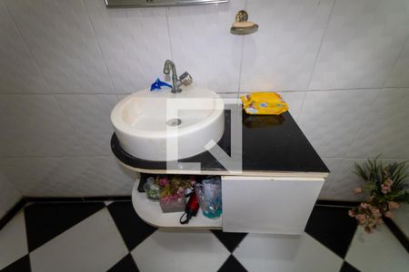 Casa à venda com 250m², 3 quartos e 2 vagasLavabo