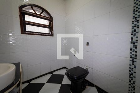 Casa à venda com 250m², 3 quartos e 2 vagasLavabo