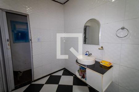 Casa à venda com 250m², 3 quartos e 2 vagasLavabo