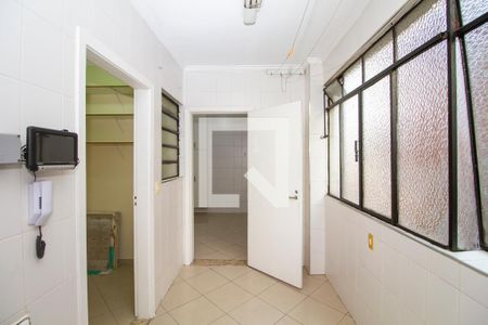 Apartamento à venda com 115m², 3 quartos e 1 vagaÁrea de Serviço