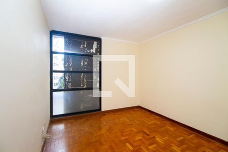Apartamento à venda com 115m², 3 quartos e 1 vagaQuarto 2