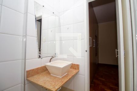 Apartamento à venda com 115m², 3 quartos e 1 vagaBanheiro da Suíte