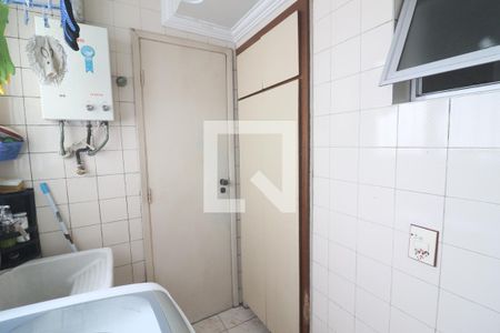 Apartamento à venda com 75m², 3 quartos e 1 vagaÁrea de Serviço