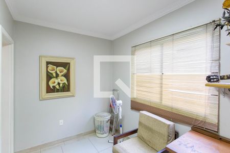 Casa à venda com 300m², 5 quartos e 5 vagas Casa à venda com 300m², 5 quartos e 5 vagasQuarto 4