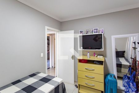 Casa à venda com 300m², 5 quartos e 5 vagas Casa à venda com 300m², 5 quartos e 5 vagasQuarto 2