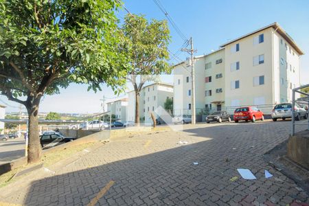 Apartamento para alugar com 42m², 2 quartos e 1 vaga Apartamento para alugar com 42m², 2 quartos e 1 vagaEstacionamento