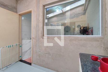 Casa à venda com 330m², 4 quartos e 1 vagaÁrea de Serviço