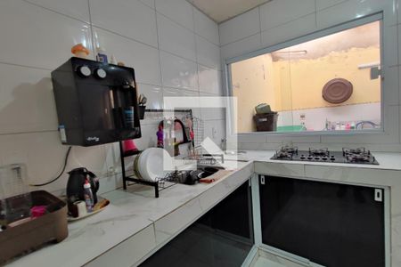 Casa à venda com 330m², 4 quartos e 1 vagaCozinha e Copa