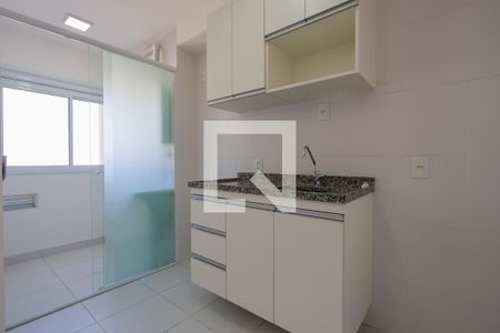 Apartamento para alugar com 50m², 2 quartos e 1 vaga Apartamento para alugar com 50m², 2 quartos e 1 vagaCozinha e Área de Serviço