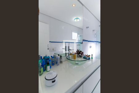 Casa à venda com 300m², 4 quartos e 4 vagasBanheiro da Suíte 1